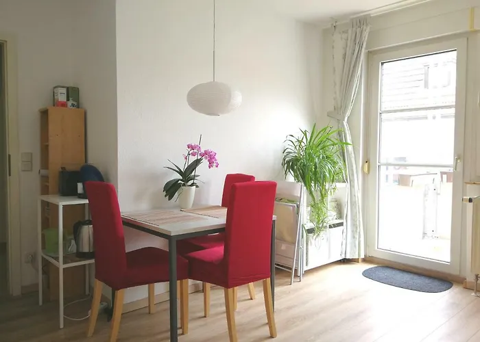 Quiet City-Apt, 4min City-Center, 18min Fair Nürnberg!!!